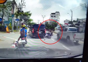 คลิปรวมพลคนมักง่าย ก่อนทำหนุ่มวินฯ ถูกชนจนเจ็บสาหัส