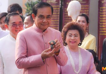 เลือกตั้ง 62 : นายกฯ ลั่นอย่าสนใจแต่เรื่องดีเบต เพราะพูดอยู่ทุกวัน