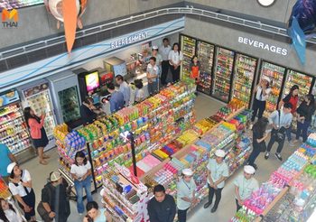 เปิดเซเว่นฯ ประหยัดพลังงานแห่งใหม่ พร้อมเป็นสถานีชาร์จรถยนต์ระบบไฟฟ้า