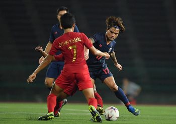 ไม่ถึงเป้า! อินโดพลิกแซงดับช้างศึก 2-1 คว้าแชมป์ชิงแชมป์อาเซียน U22