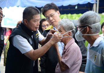 กทม.พร้อมหน่วยแพทย์เคลื่อนที่ ออกดูแลสุขภาพประชาชนฟรี