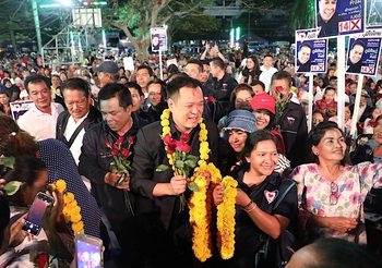 เลือกตั้ง62 : ‘อนุทิน’ หาเสียงแดนใต้พร้อมฟัง ‘หนักแผ่นดิน’ หากนโยบายไม่สำเร็จ