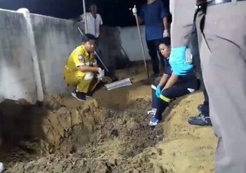 เร่งล่าตัวสามีหายล่องหน หลังแจ้งความภรรยาหาย ก่อนพบเป็นศพถูกฝังดินข้างบ้าน