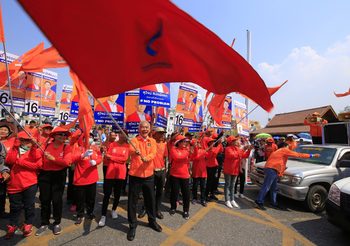 เลือกตั้ง62 : ‘สุวัจน์’ นำทัพ 14 ขุนพลโคราช ประกาศ 9 นโยบาย