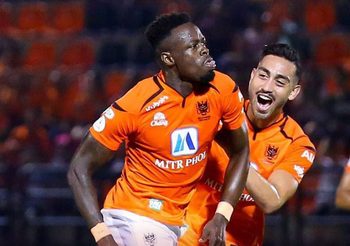 ผลบอล : ราชบุรี มิตรผล vs ตราด เอฟซี !! โบลี ประเดิมแฮตทริก ราชันมังกร เชือด ตราด 3-2