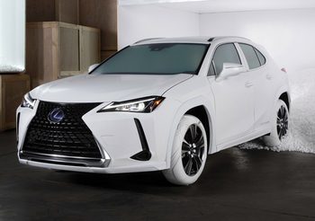 เมื่อ Lexus UX ใส่ยางขาวที่ได้รับแรงบันดาลใจมาจาก Nike Air Force 1