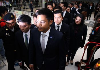 ‘ปรีชาพล’ น้ำตาคลอ กล่าวขอบคุณทุกคนที่อยู่เคียงข้างพรรค