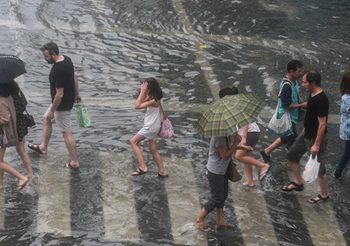 ทั่วไทยร้อน ถึงร้อนจัด ขณะที่ทุกภาคมีฝนฟ้าคะนอง แนะระมัดระวัง