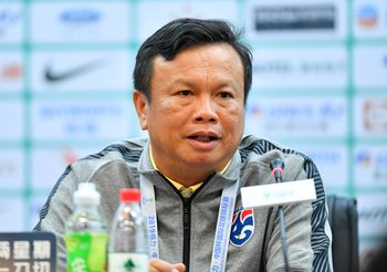 มีข้อมูลน้อย! ‘โค้ชโต่ย’ รับจีนเปลี่ยนแปลงเยอะ ต้องระวังทุกตำแหน่ง