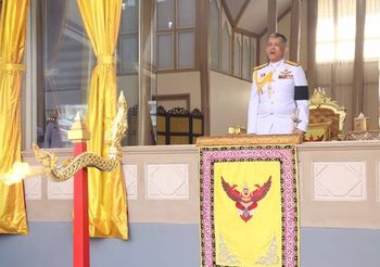ร.10 เสด็จฯ พระราชทานเพลิงศพ ‘เจ้าสัววิชัย’