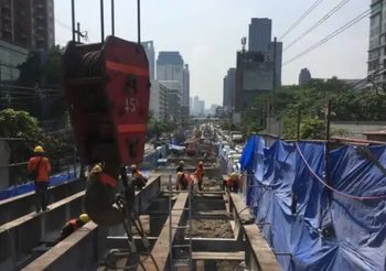 กทม. สั่งเร่งปรับปรุงสะพานข้ามแยกอโศก – เพชรบุรี ให้เสร็จภายใน ส.ค. นี้