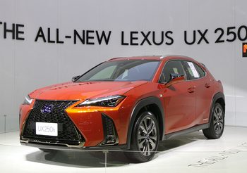 สัมผัสยนตรกรรมแห่งความสมบูรณ์แบบของ LEXUS ในงาน มอเตอร์โชว์ ครั้งที่ 40