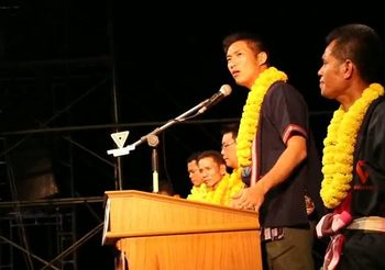 ธนาธรปลุกชาวสกลนคร ยุติการสืบทอดอำนาจ คสช.