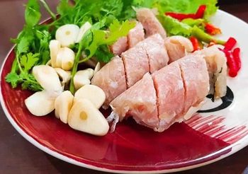 ธุรกิจจากแม่สู่ลูก ‘ไส้กรอกอิสาน-แหนม-หมูแดดเดียว แม่จ่า’ ส่งตรงความอร่อยถึงบ้าน