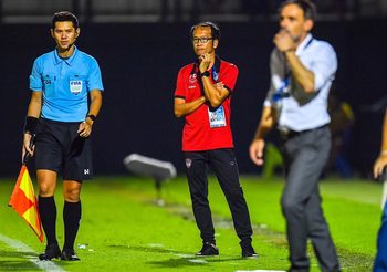 ตามสัญญา! โค้ชเบ๊ ‘ผมเคยกล่าว จะพิจารณาอนาคตตัวเองหลังผ่าน 5 นัด’