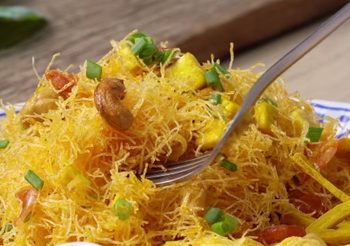 สูตร หมี่กรอบทรงเครื่อง เมนูร่วมสมัยจากโบราณ