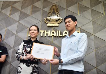 สุดทน! ‘มาดามแป้ง’ ยื่นหนังสือ ส.บอลหวังกระตุ้นการพัฒนาผู้ตัดสินไทยลีก