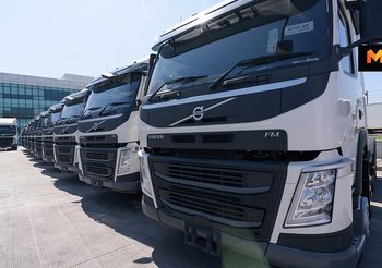ผดุงฤทธิ์ขนส่ง มุ่งเน้นงานขนส่งทันสมัย มั่นใจเลือก Volvo Trucks