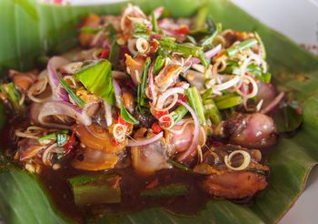 10 เมนูอาหาร ที่ต้องระวังในช่วงหน้าร้อน เสี่ยงโรคอาหารเป็นพิษ!!