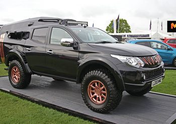 Mitsubishi L200 eSports Concept กระบะออฟโรด ในฝันของเหล่าเกมเมอร์