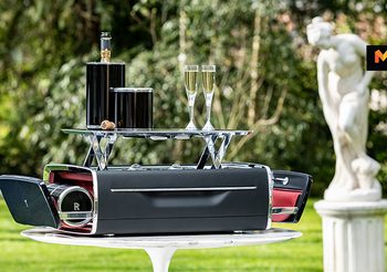 Rolls-Royce เปิดตัว Champagne Chest ไอเท็มสุดหรูเพื่อความสำราญเหนือระดับ