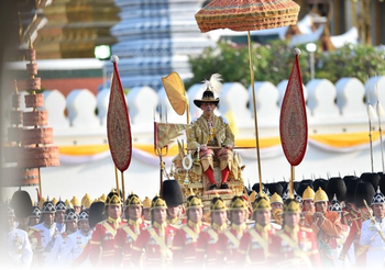 รัฐบาลถวายสดุดี ในหลวงและพระราชวงศ์ ทรงมีพระวิริยะอุตสาหะ