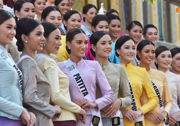 สวยสง่าในชุดไทยจิตรลดา สาวๆ MUT2019 ไหว้พระ ล่องเรือชมวิวแม่น้ำเจ้าพระยา