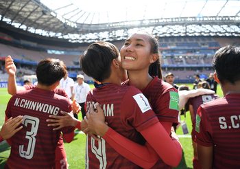 โกอินเตอร์! สโมสรจีนคว้า สองแข้ง ฟุตบอลหญิงทีมชาติไทย ธนีกานต์ – ณัฐกานต์ ลุยศึก วีเมนส์ ลีก วัน