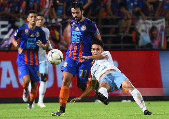 จ่าฝูงเปลี่ยนหน้า! บุรีรัมย์ ยูไนเต็ด บุกลูบคมสยบ การท่าเรือ 3-1 ศึก โตโยต้า ไทยลีก 2019