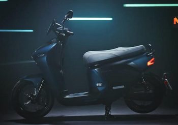 Yamaha EC-05 สกู๊ตเตอร์ไฟฟ้าโฉมใหม่ สับเปลี่ยนแบตเตอรี่ได้ทันใจ
