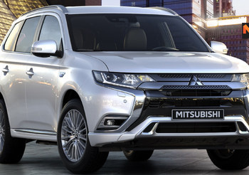 Mitsubishi Outlander PHEV สร้างสถิติยอดขายทั่วโลกครบ 200,000 คัน