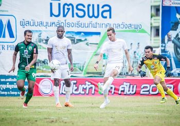 ‘ไมค์-สรรวัชญ์’ ซัด! ทรู แบงค็อก บุกเฉือน เมืองเลย 2-1 ลิ่วรอบ 8 โตโยต้า ลีกคัพ