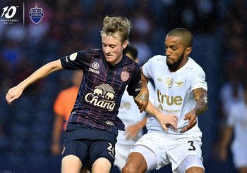 ซัดกันไม่รู้ผล! บุรีรัมย์เปิดรังเจ๊าทรู แบงค็อก 1-1 ก่อนรีแมตช์ลีกคัพ