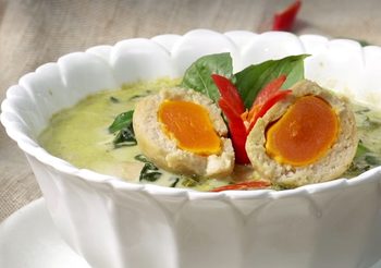 สูตร แกงเขียวหวานลูกชิ้นปลากรายไข่เค็ม เมนูไทยๆ หวานมัน