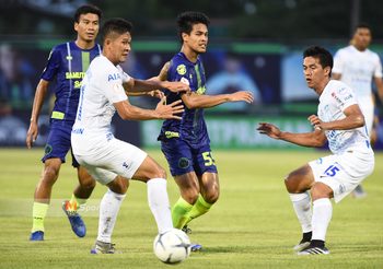 ‘ชญาวัต’ ซัดชัยทดเจ็บ! สมุทรปราการแสบดับซ่า ฉลามเตี้ย 1-0