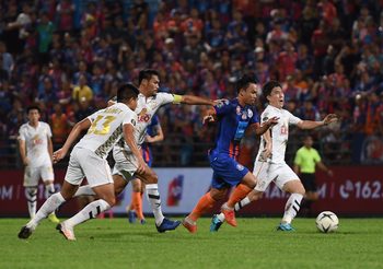 “วิลเลียม” ใบแดง! สิงห์เจ้าท่าเปิดรังเชือดสิงห์ เชียงรายฯแชมป์เก่า 3-2 ช้าง เอฟ.เอ.คัพ 2019