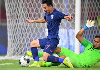 ช้างศึกมาแล้ว! ทีมชาติไทย บุกรัวอินโดฯ 3-0 สุภโชค เบิ้ล2 รั้งจ่าฝูง คัดบอลโลกกลุ่มจี