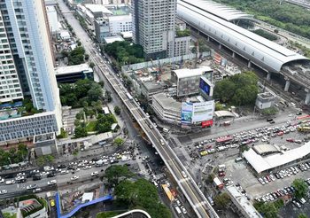 ได้ฤกษ์เปิดสะพานข้ามแยก อโศก-เพชรบุรี หลังปิดซ่อมนาน 6 เดือน