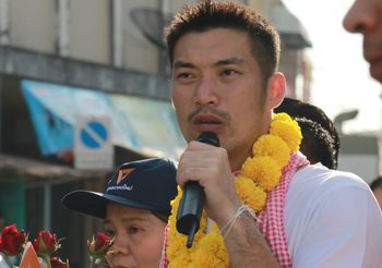 ธนาธร ยันประเทศไทยเติบโตได้ หากแก้ไขรัฐธรรมนูญ