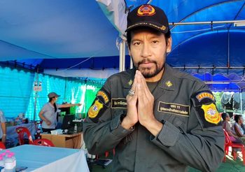 บิณฑ์ บรรลือฤทธิ์ ยันเองไม่มีใครบังคับ ร่วมรายการรับบริจาคช่วยน้ำท่วมรัฐบาล
