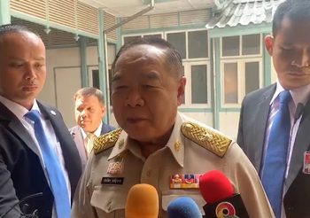 “บิ๊กป้อม” ชี้กรณีรถกระบะคว่ำ 13 ศพ เพราะยังมีคนต้านนโยบายนั่งท้ายกระบะ
