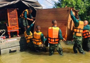 นายกฯ ขอให้ประชาชนมั่นใจ รัฐบาลช่วยเหลือน้ำท่วมเต็มที่