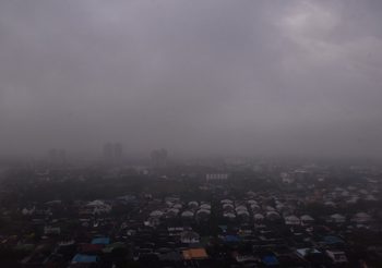 พบ 7 พื้นที่ กทม.-ปริมณฑล ฝุ่น PM 2.5 เกินค่ามาตรฐาน