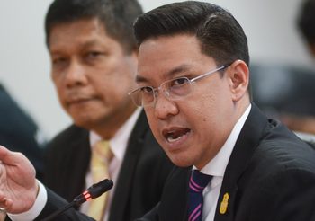 พุทธิพงษ์ ลั่น! ประเทศไทยมี 5G ใช้ปีหน้าแน่นอน