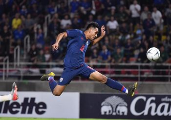 เจาะ5ประเด็นสุดฮอต บอลไทย โค่น ยูเออี 2-1