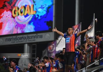 ท่าเรือโหดแท้! เปิดคลองเตยไล่ทุบชัยนาท4-0ขึ้นฝูงชั่วโมงเศษ