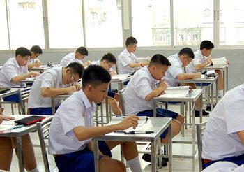 เห็นด้วยไหม ? ศธ. เล็งยกเลิกสอบเข้าโรงเรียนดัง