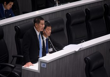 เปิดคลิปเดือด เสรีพิศุทธ์ – สิระ ท้ายิงกลางสภาฯ