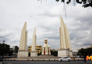 ผลโพลเผย คนแนะนักการเมืองควรแก้นิสัยตัวเอง ก่อน รธน.