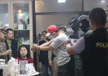 คุมตัว ‘เอ็ม วิฑูรย์’ ทำแผน สารภาพชกหน้าเศรษฐินีจนล้ม
